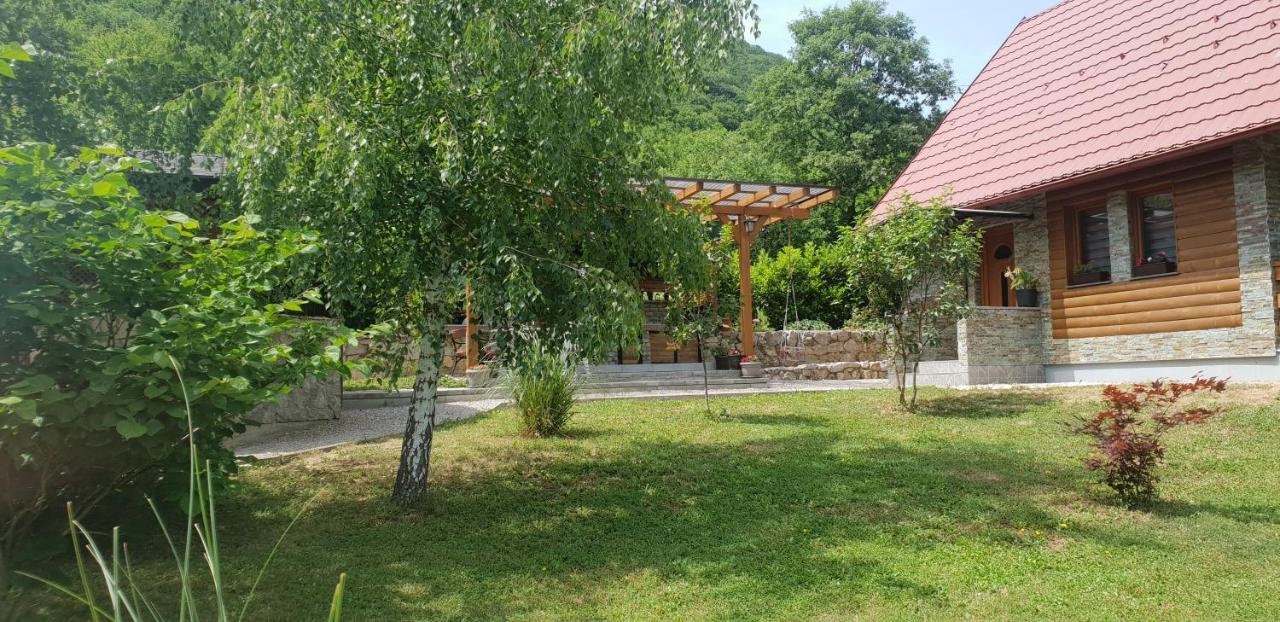 Green Garden Lohovo Bihac Ngoại thất bức ảnh