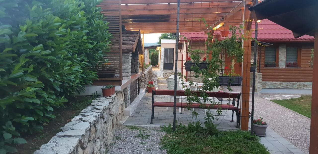 Green Garden Lohovo Bihac Ngoại thất bức ảnh