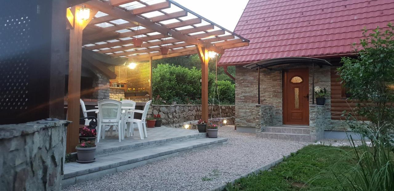 Green Garden Lohovo Bihac Ngoại thất bức ảnh