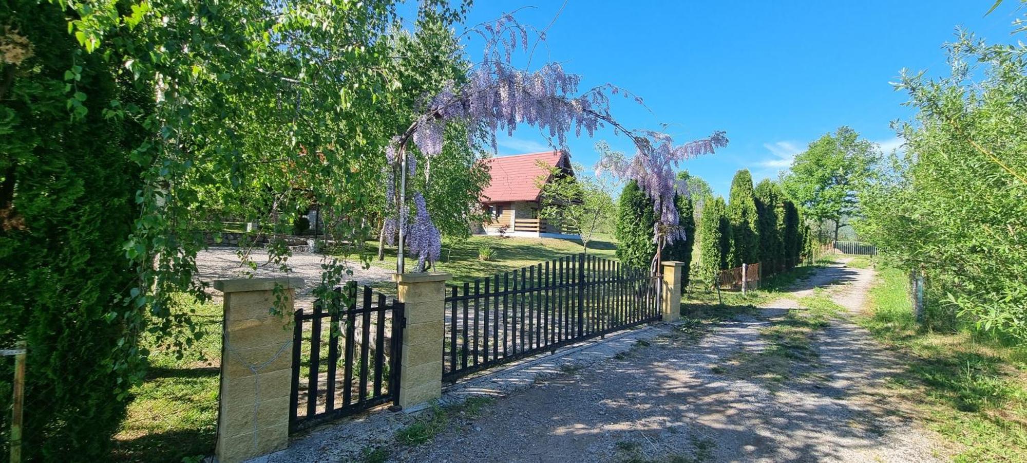 Green Garden Lohovo Bihac Ngoại thất bức ảnh